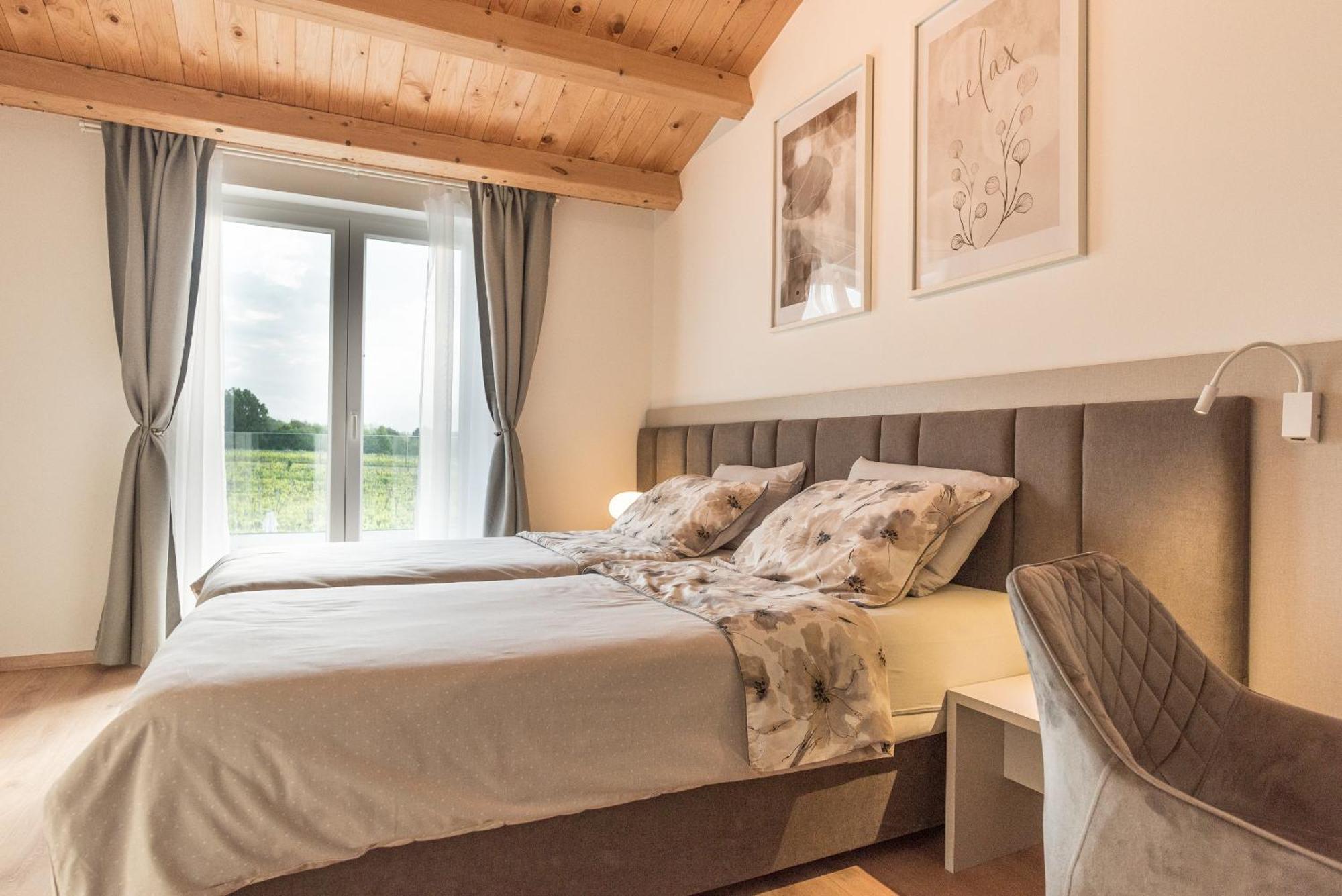 Villa Laura Santalezi Exteriör bild