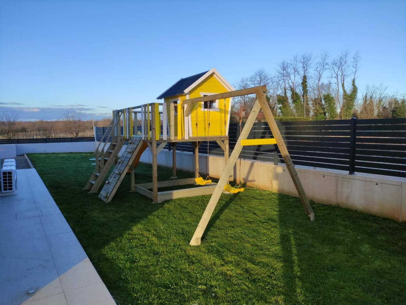 Villa Laura Santalezi Exteriör bild